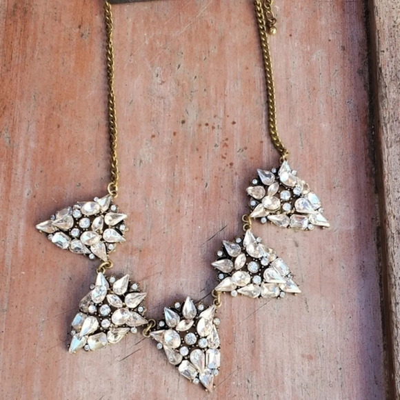 Rhinestone Chevron‎ necklace NWT - Picture 1 of 5